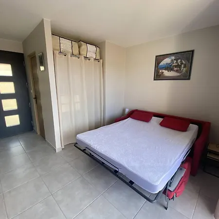 Renove Au Coeur Du Lavandou Avec Terrasse Et Climatisation - Fr-1-816-10 * Le Lavandou