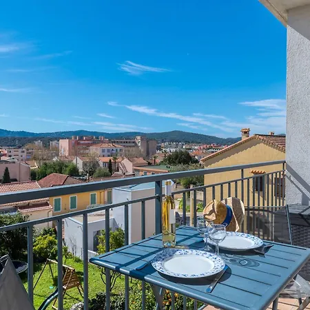 公寓 Renove Centre Lavandou Avec Terrasse - Fr-1-816-10 *