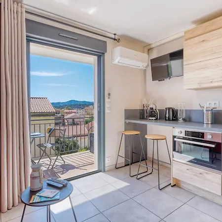 Renove Centre Lavandou Avec Terrasse - Fr-1-816-10 公寓 勒拉旺杜