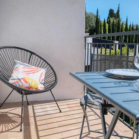 Renove Centre Lavandou Avec Terrasse - Fr-1-816-10 公寓 *