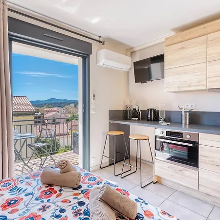 公寓 Renove Centre Lavandou Avec Terrasse - Fr-1-816-10 勒拉旺杜